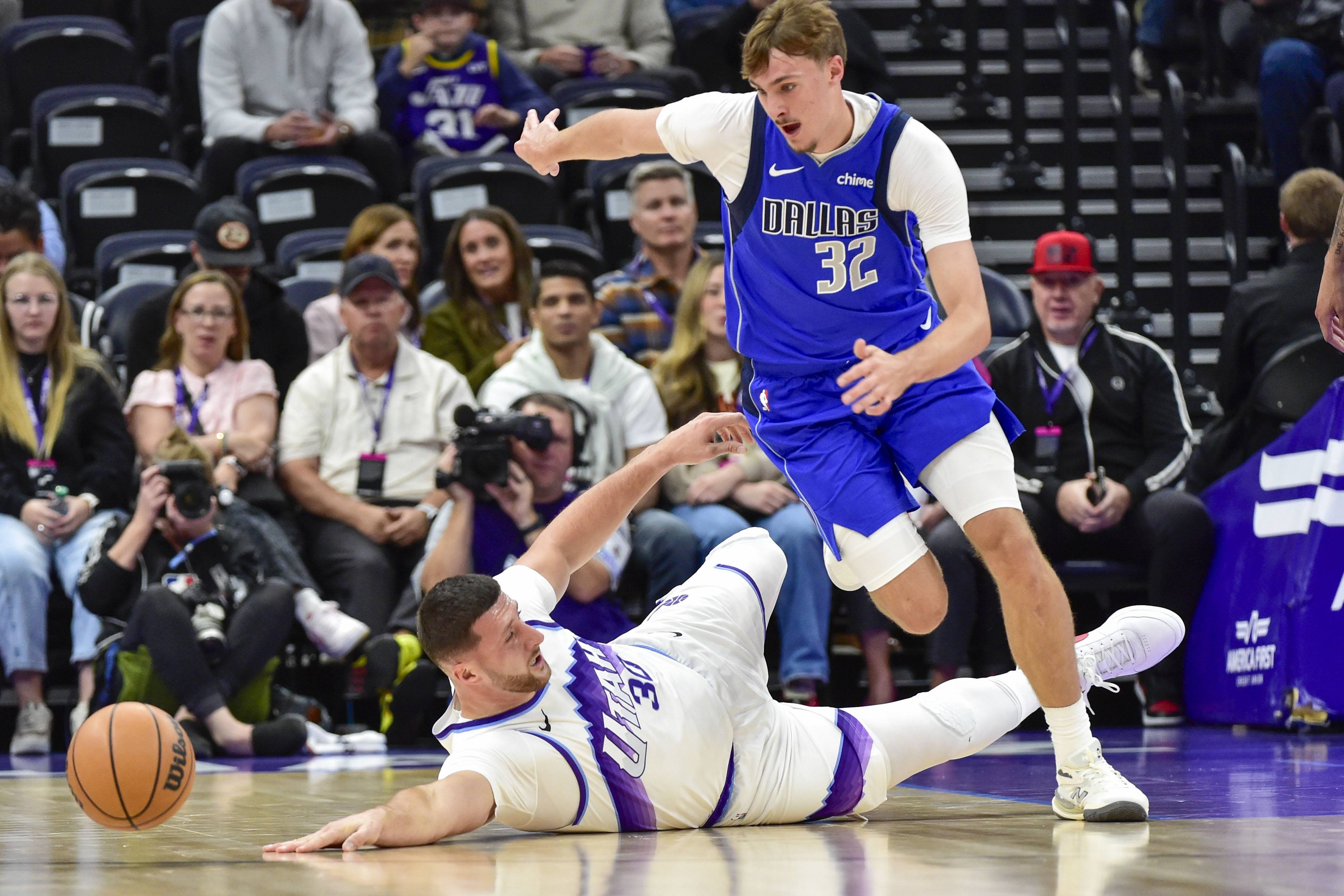  塔图姆怒吼庆祝 