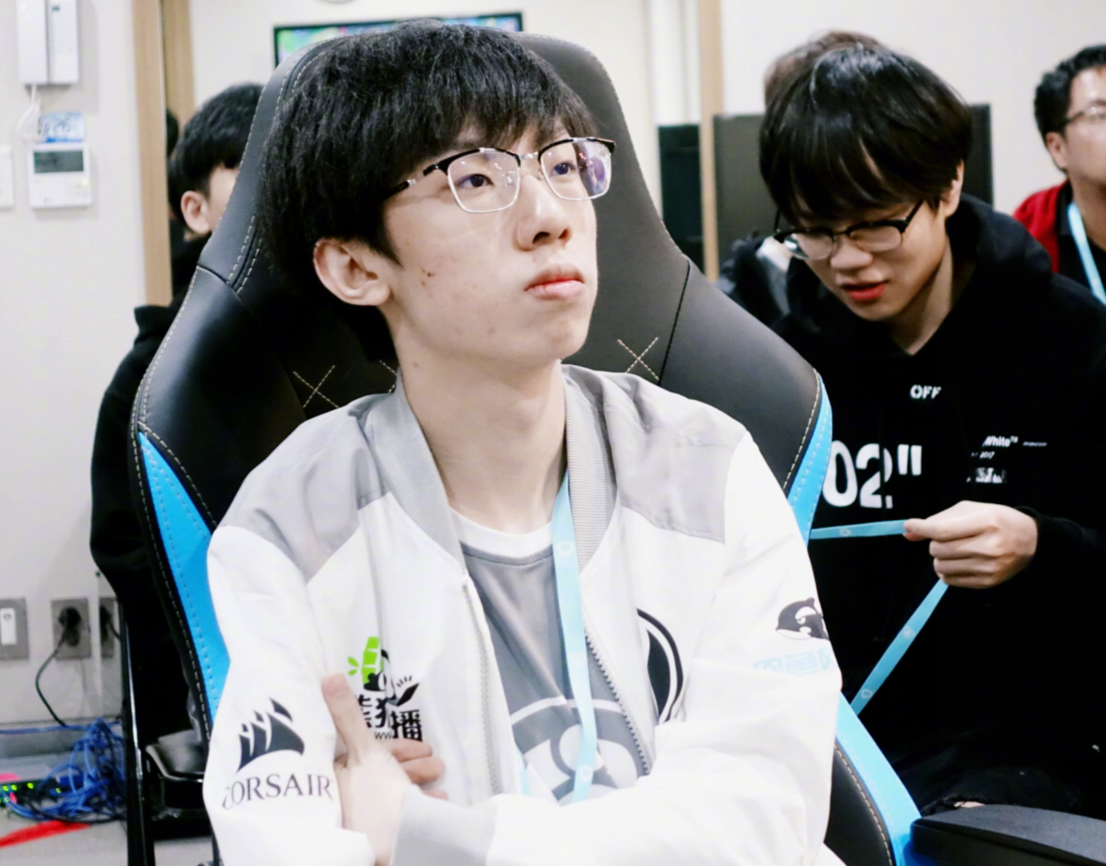  锐不可当首场状态出色，RNG观众沸腾！，莎拉波娃重返赛场热度持续攀升